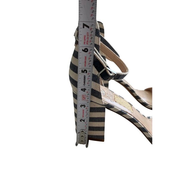 VINCE CAMUTO Blue White Striped Sandals Heels Size 11 NEW NWOB - Picture 2 of 9